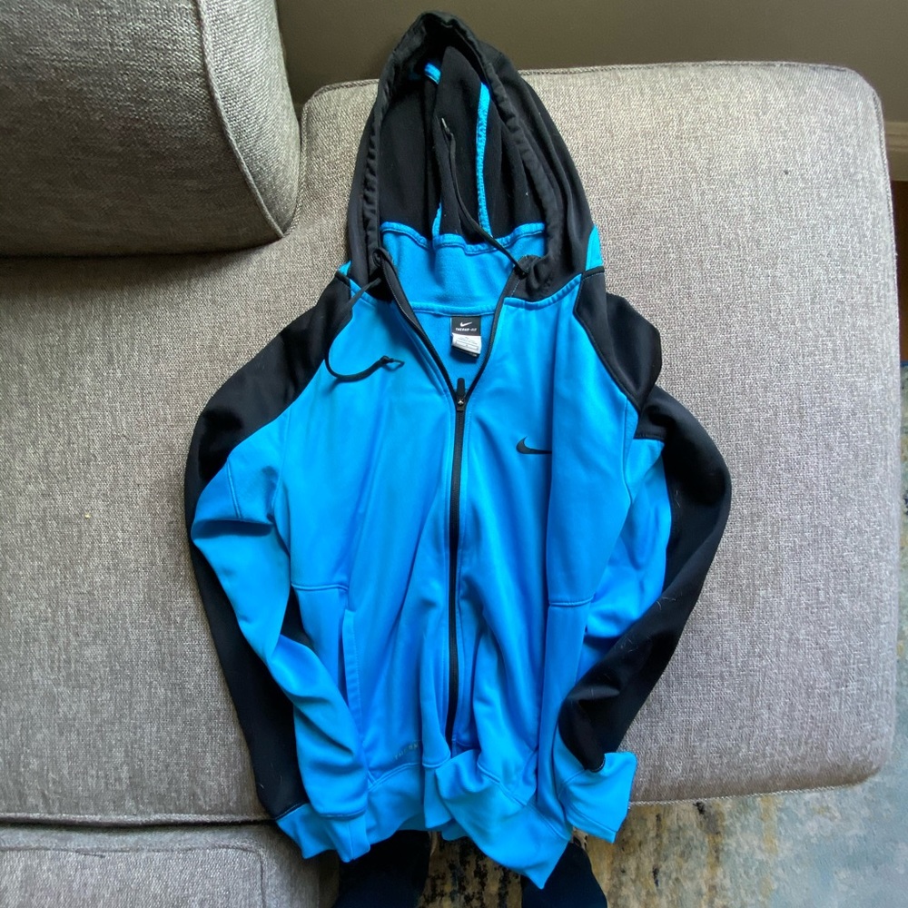 Nike Hoodies (2) - Two hoodies w/ single shipping